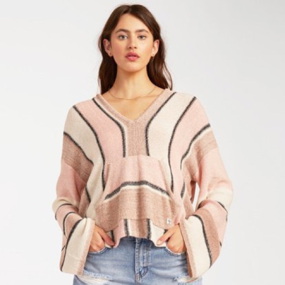 BILLABONG Baja Pink Hooded Pullover Sweater in Medium never opened from shipping